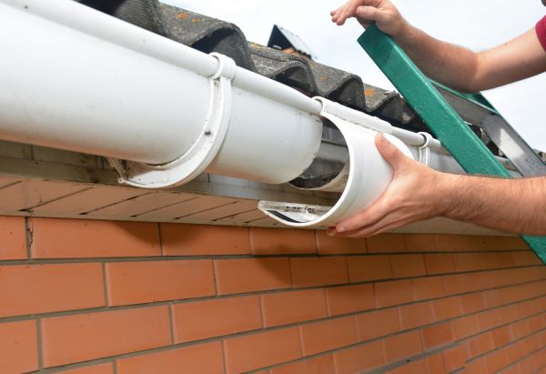 Gutter Seam Repair in Taylor