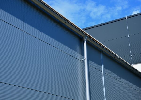 Cost of Commercial Gutter Service in Taylor