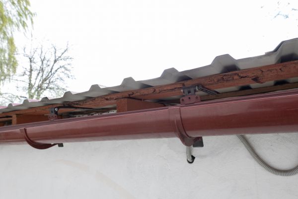 Round Gutters Installation in Taylor